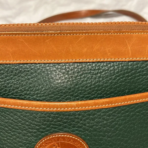 Vintage Green Dooney & Bourke Crossbody Bag - Picture 8 of 17